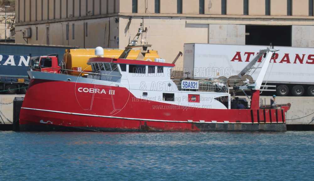 #Italian #SternTrawler #COBRA_III with #fishingmatricola as #5BA921 #upliftingbunkers at #grandharbourmalta - 27.05.2024 - maltashipphotos.com - NO PHOTOS can be used or manipulated without our permission @EufaFisheries @EUFisheries @EFCA_EU @FAOfish