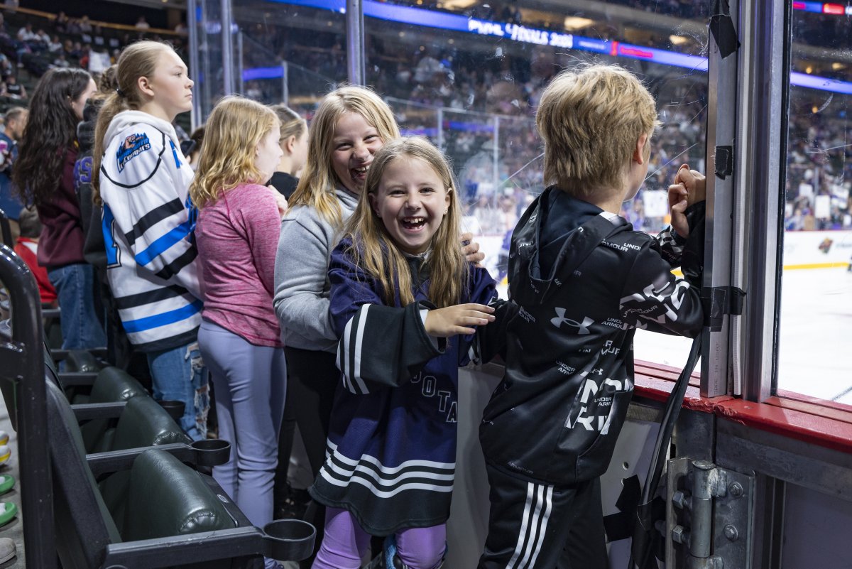 PWHL_Minnesota's tweet photo. Though last night didn’t end with a win, it was undeniably special. 🌟 

With 13,104 fans lighting up the arena with their energy, our final postseason game at home was unforgettable. Thank you, fans, for an incredible season of support. 

Now, we head to Boston for Game 5, ready to battle for the Walter Cup!
