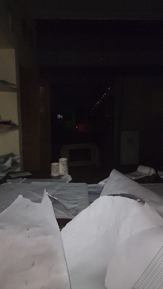Sachinsri26's tweet photo. @MDanishSayeed @aksharmaBharat @UPPCLLKO @mduppcl  severe power outage daily at raja ji puram old substation and no one availble at power house please tke strict action on corrupt SDO not available on duty and no complaints registered @CMOfficeUP @ACOUPPolice https://t.co/TYdHM1hi4L