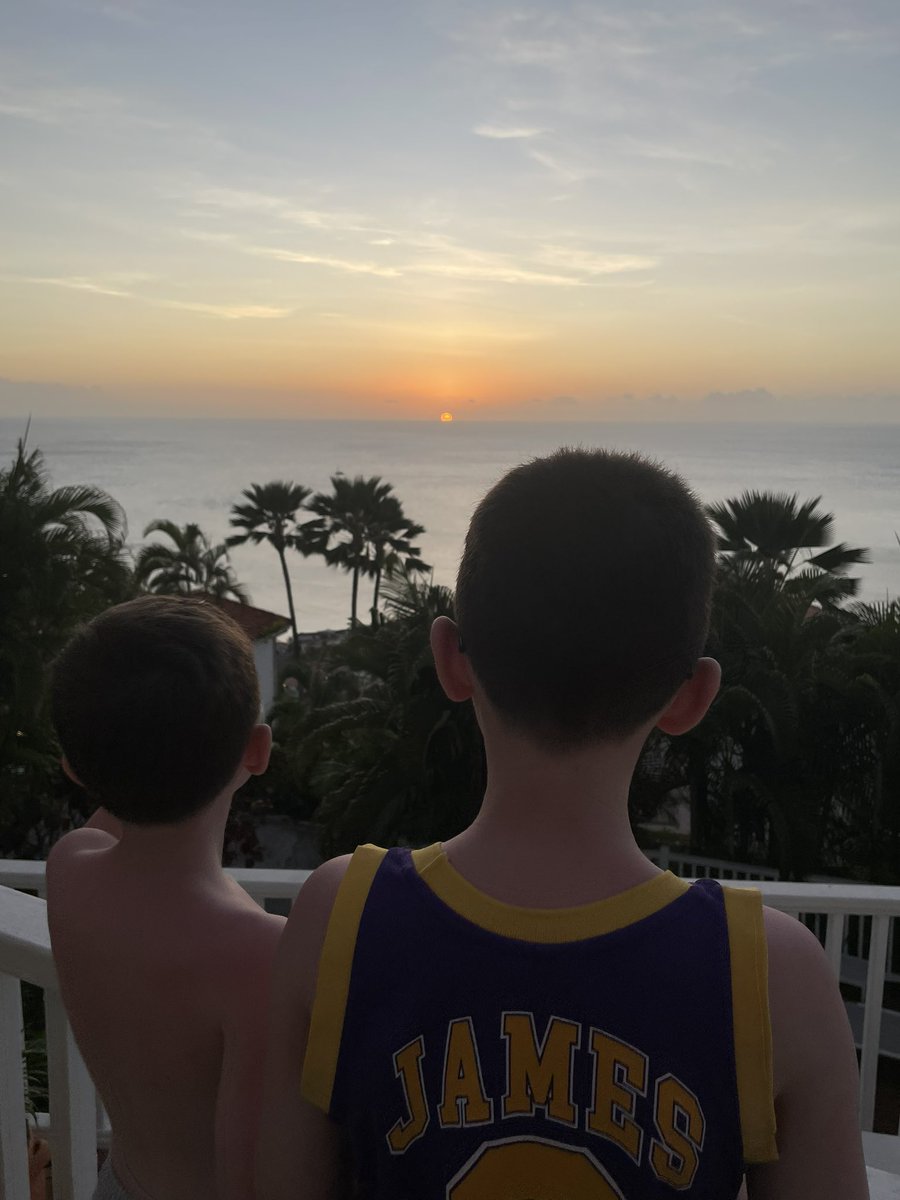 kellymcgrady7's tweet photo. @PCPPandas @PCPPandas @PrescotPrimary Amazing time so far in St Lucia https://t.co/q8yabwjqlL