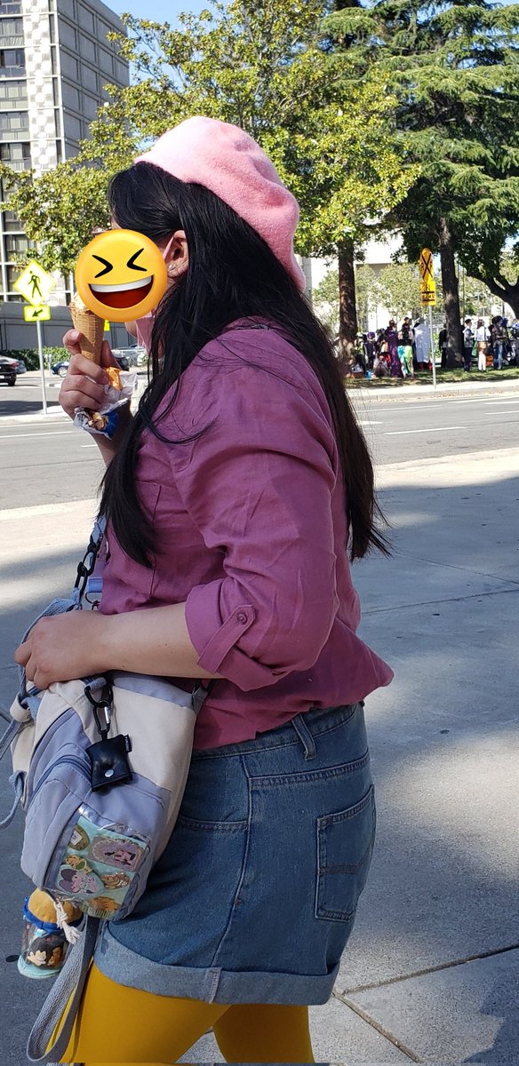 us as bendy @ fanime pic compilation!!!
i only look blonde in one picture though, I SWEAR i tried to dye my hair 🥲