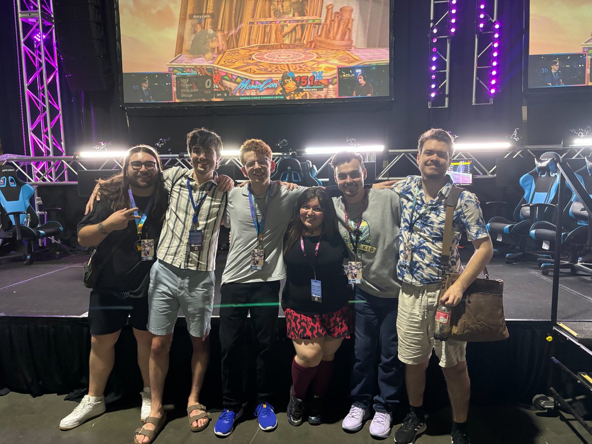 Encore8DX's tweet image. Eи MomoCon '24 💜💙