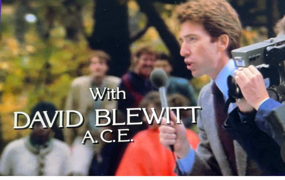 RichardERoeper's tweet photo. Yes, that’s Bill Walton in the crowd during the closing credits for the original “Ghostbusters.” (The Clippers were in New York to play the Knicks at the time.) 👻🏀🤷🏻‍♂️❤️ https://t.co/NOx6Zd15A9