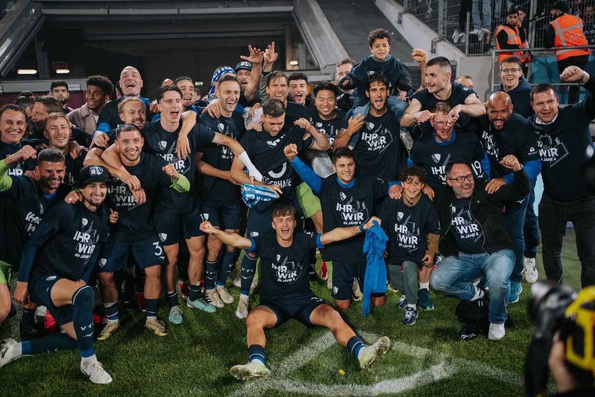 Ganz viel auf die Fresse bekommen. Und dann legen diese Jungs so ein Spiel hin! Alter! Danke für diesen Abend! Scheiß egal, wer davon nächste Saison noch bei uns ist, für euch ein paar 💙