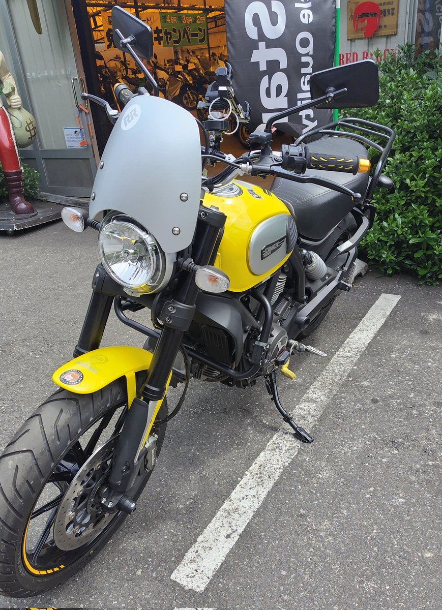 #全日本黄色いバイクはかっこいい選手権
DUCATI SCRAMBLER ICON