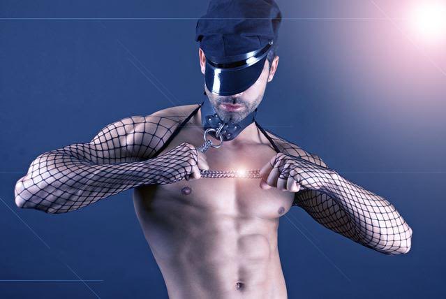 Watch D.O. 🇦🇷🇺🇸🇪🇸🇬🇧's leaked NSFW photo on TwXstars