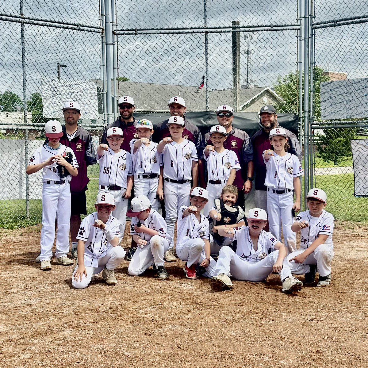 Congrats to our 10u team and our 13u team for winning the championship in their respective age divisions in the Streetsboro Memorial Day Tournament!