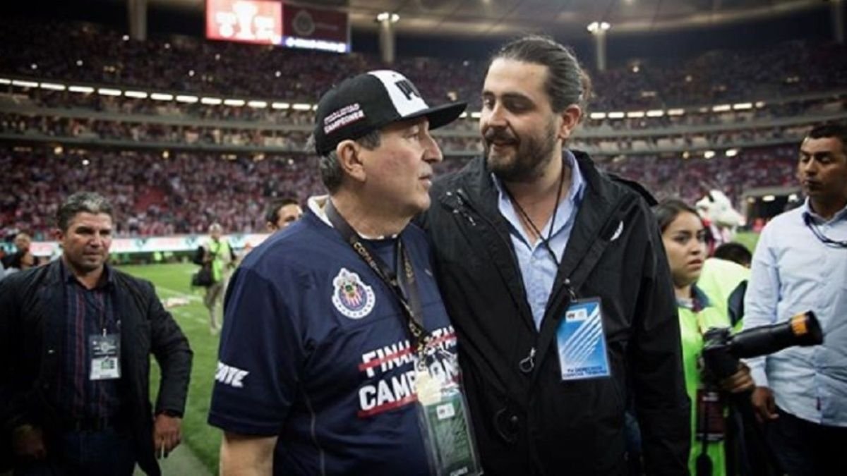 Carlos VillaseΓ±or β½οΈπ± (@villasenorc_) on Twitter photo La cosa no es sΓ³lo con el AmΓ©rica, en 42 torneos con los Vergara, han habido 8 equipos mΓ‘s ganadores que Chivas:
ππππππ AmΓ©rica
ππππππ Tigres
πππππ Pachuca
ππππ Mty
ππππ Pumas
ππππ Santos
πππ Toluca
πππ LeΓ³n
ππ Chivas
ππ Atlas
π Xolos
π La cosa no es sΓ³lo con el AmΓ©rica, en 42 torneos con los Vergara, han habido 8 equipos mΓ‘s ganadores que Chivas:
ππππππ AmΓ©rica
ππππππ Tigres
πππππ Pachuca
ππππ Mty
ππππ Pumas
ππππ Santos
πππ Toluca
πππ LeΓ³n
ππ Chivas
ππ Atlas
π Xolos
π