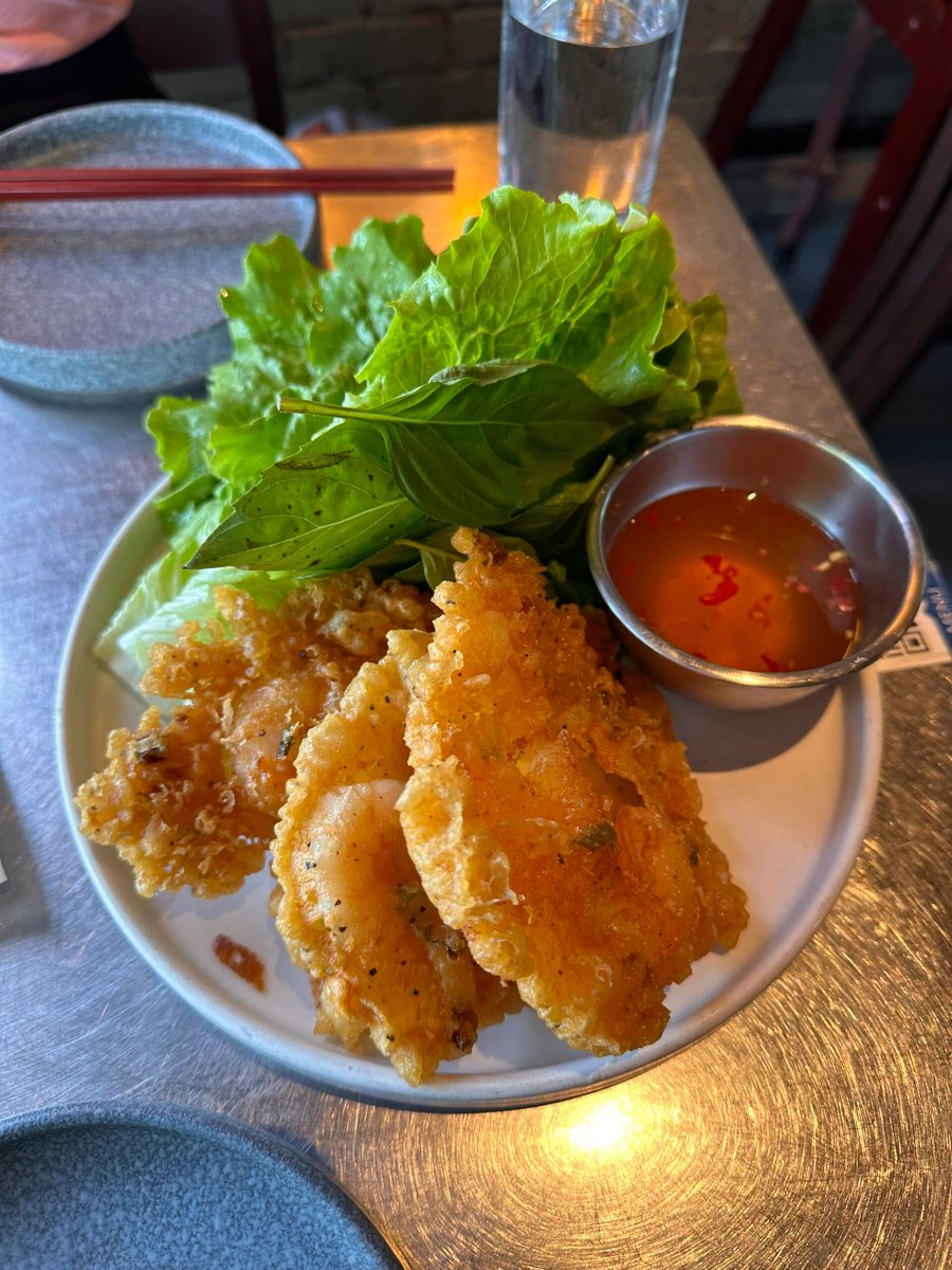 Sacha40989764's tweet photo. Lunch Lady@Vancouver
I heard that this is a popular online restaurant with a lot of queues on weekends. So we saw that we could still get a spot on Tuesday afternoon on Monday night, so we quickly booked it and gave it a try. https://t.co/FSrq2sz7qz