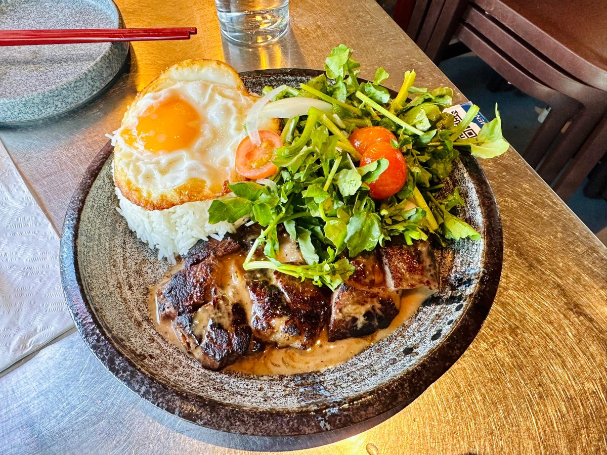 Sacha40989764's tweet photo. Lunch Lady@Vancouver
I heard that this is a popular online restaurant with a lot of queues on weekends. So we saw that we could still get a spot on Tuesday afternoon on Monday night, so we quickly booked it and gave it a try. https://t.co/FSrq2sz7qz