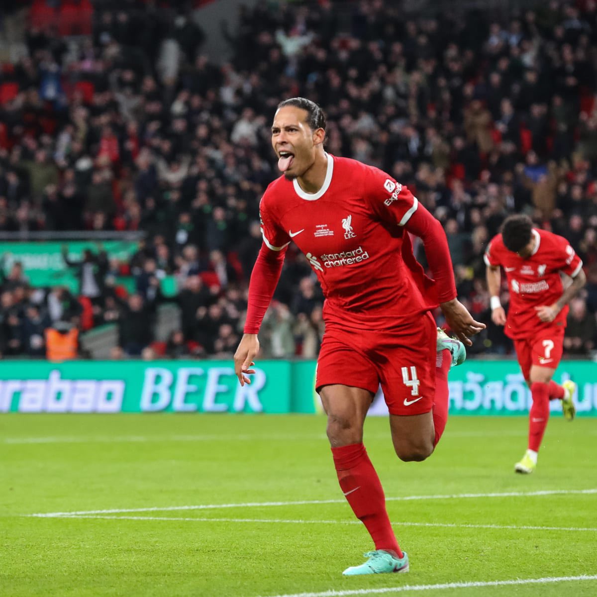 Virgil van Dijk: “I'm here for the new manager and I'm looking forward to the new season.”