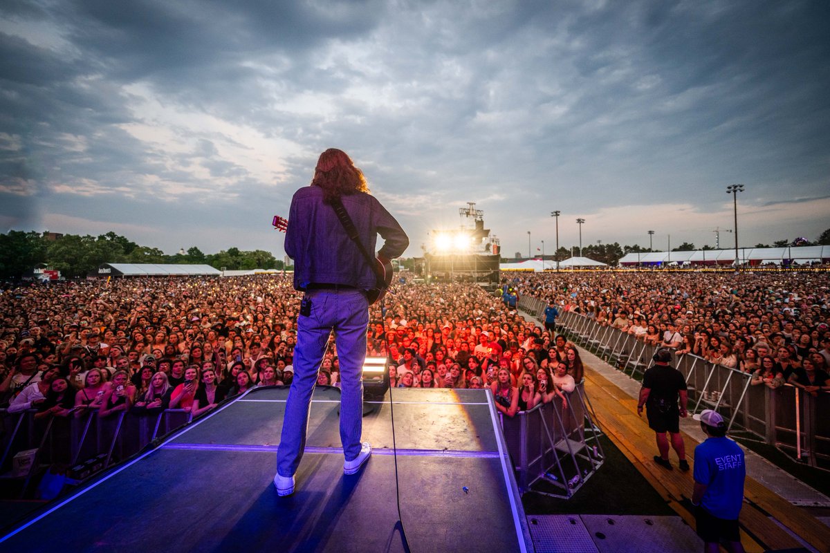 Hozier tweet media