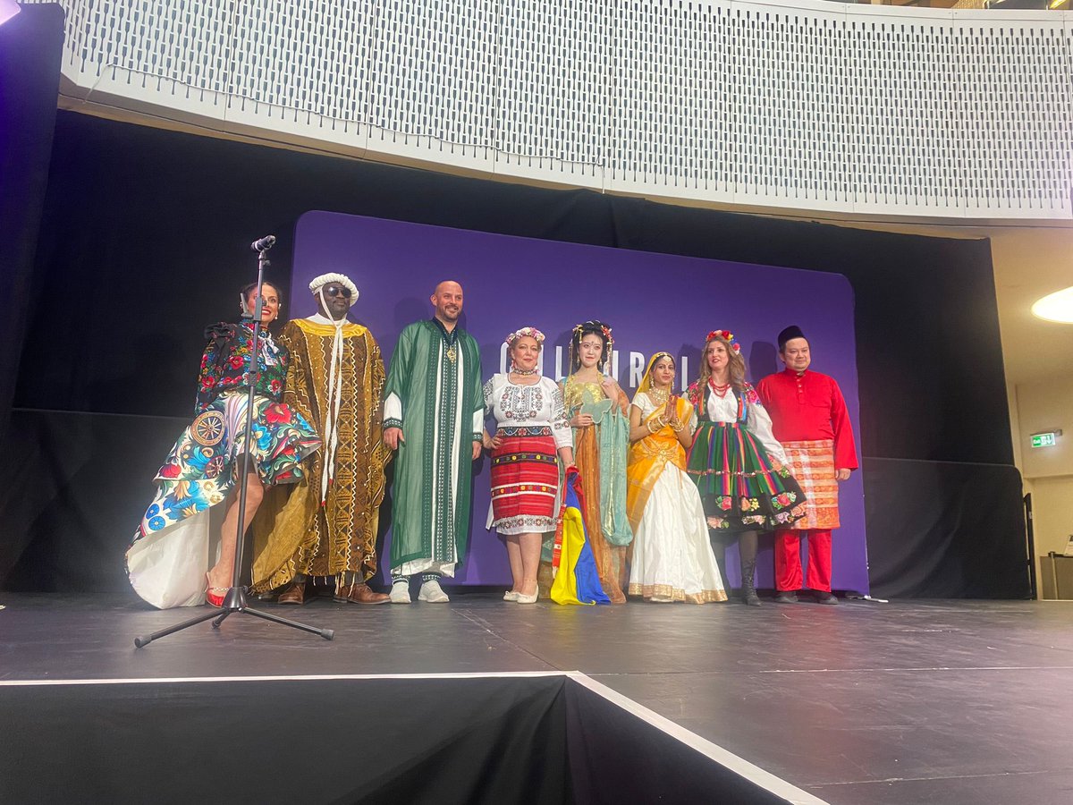 Lord Mayor Jayne (@sheff_lordmayor) on Twitter photo I know I am a bit clothes obsessed so attending Cultural Style Week’s heritage style fashion show in Meadowhall was something I was looking forward to, but more importantly it showed such innovation and talent by so many <a href="/culturalstylewk/">CulturalStyleWeek</a> #sheffield I know I am a bit clothes obsessed so attending Cultural Style Week’s heritage style fashion show in Meadowhall was something I was looking forward to, but more importantly it showed such innovation and talent by so many <a href="/culturalstylewk/">CulturalStyleWeek</a> #sheffield