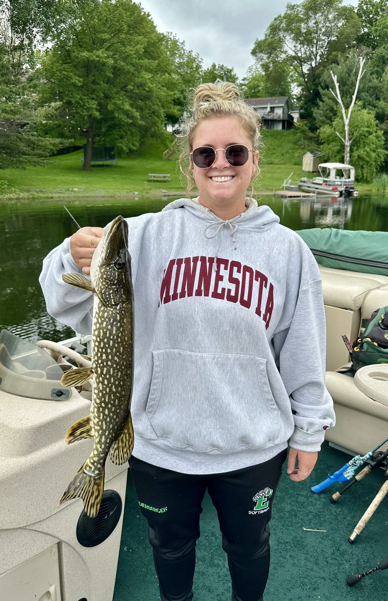 KatieSmith_MN's tweet photo. My niece outfished us all today. 🎣 https://t.co/sTBY2hvAID