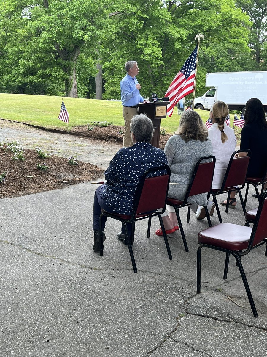 Andrew Beck Lew tweet media