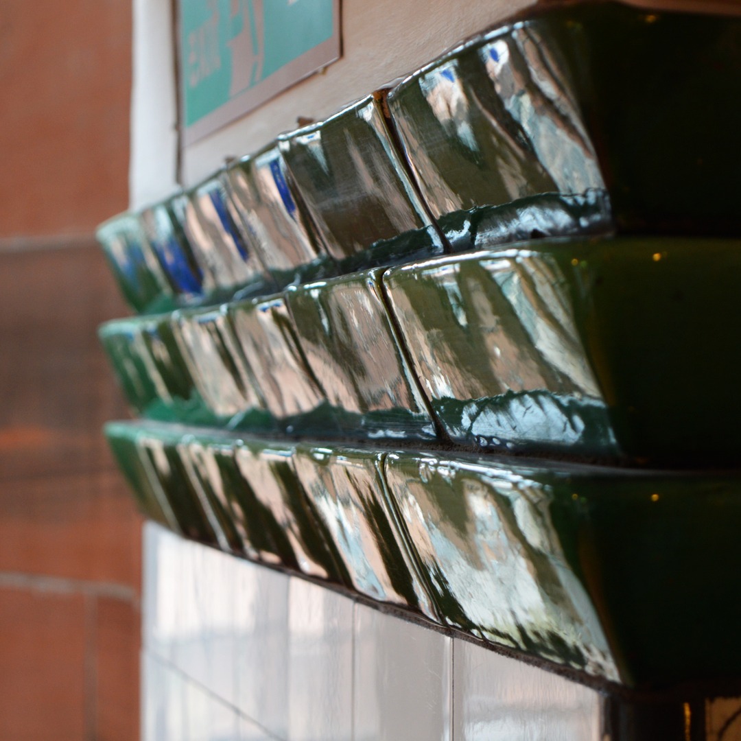 Tile detail: Scotland Street School. Charles Rennie Mackintosh. 1906.