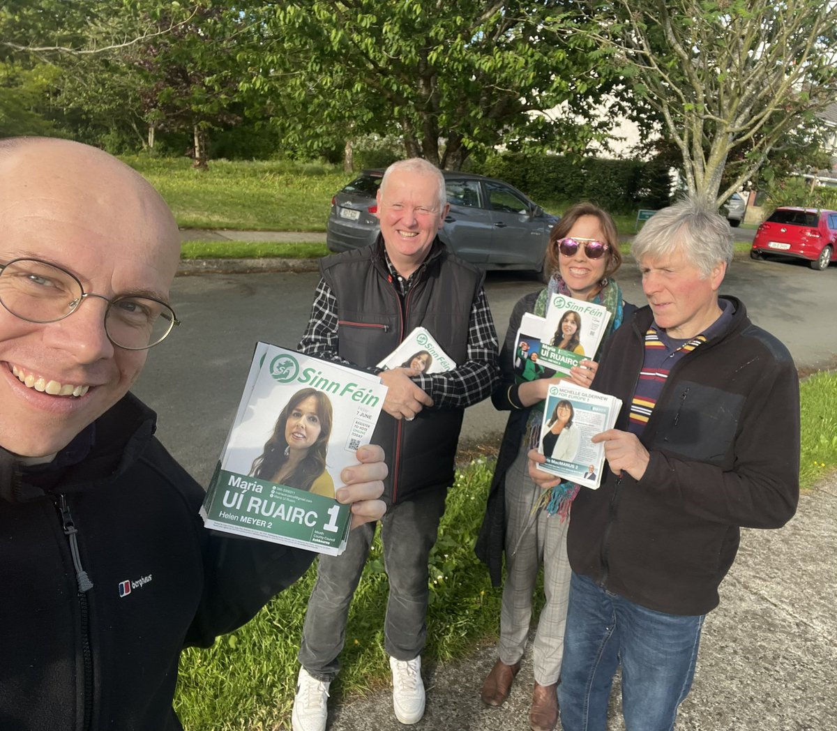 orourke_darren's tweet photo. Out in #Kentstown on the local election campaign trail for Maria Uí Ruairc and EU campaign trail for Michelle Gildernew.
Voting SF on 7th June is the first step in getting rid of this disastrous FF/FG/Green government.
#ChangeStartsHere https://t.co/WUNc3ykdMX