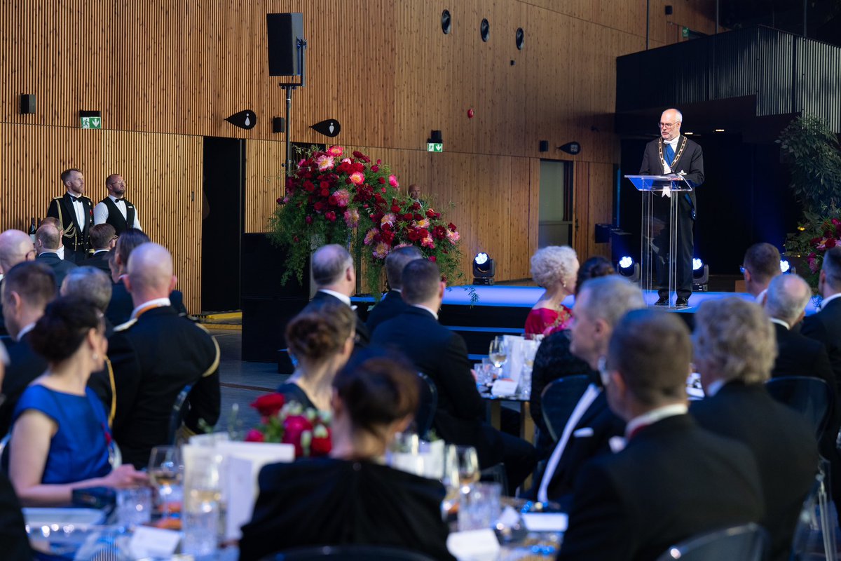 Alar Karis (@alarkaris) on Twitter photo At a state dinner for President <a href="/alexstubb/">Alexander Stubb</a> I said that 🇪🇪🇫🇮 are part of the circulatory system of freedom that unites us, in addition to our ties as close linguistic & cultural cousins. Our geopolitical position gives our cooperation a special, much broader meaning for all of #EU At a state dinner for President <a href="/alexstubb/">Alexander Stubb</a> I said that 🇪🇪🇫🇮 are part of the circulatory system of freedom that unites us, in addition to our ties as close linguistic & cultural cousins. Our geopolitical position gives our cooperation a special, much broader meaning for all of #EU