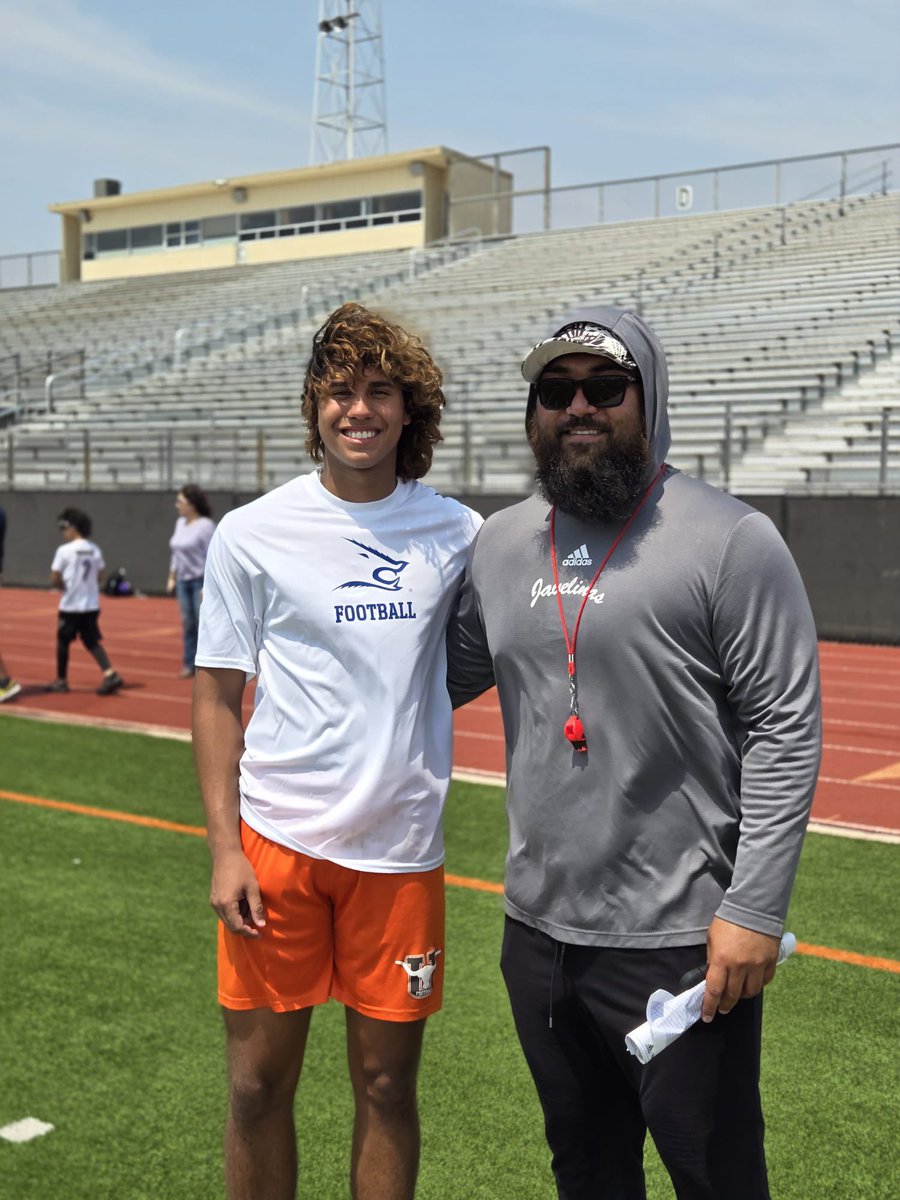 alekleven's tweet photo. Good competition at @JavelinaFB camp! Received valuable guidance from the awesome coaches! 
@CoachMoneyTAMUK @Coachsalinas12 @coachasuega #javelinas #TAMUK https://t.co/KbTlK04P8F
