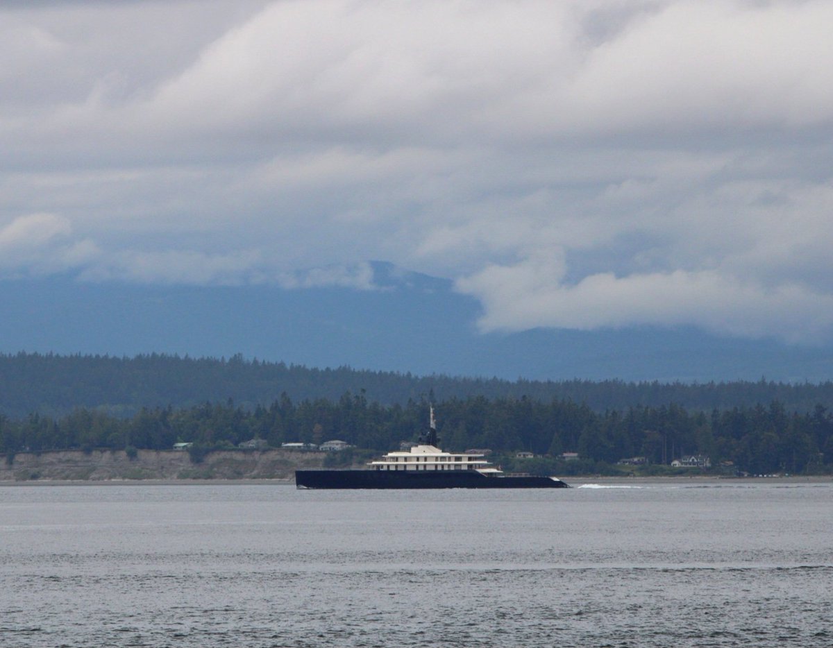 @Skunkbayweather I got a picture of it from the Whidbey side of Admiralty Inlet! It is Stephen Orenstein's 250 million dollar yacht.