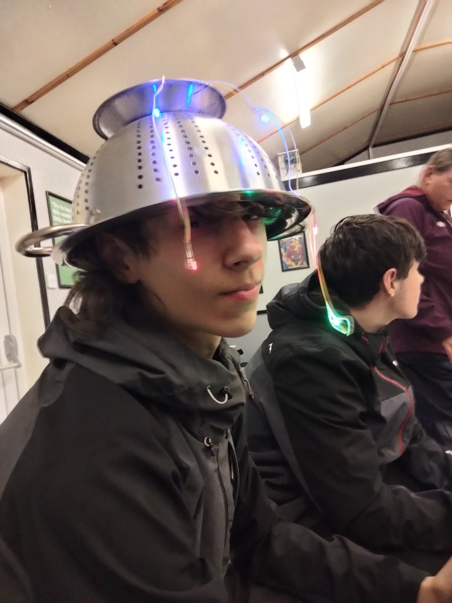 genesis_esu's tweet photo. We finished the day off with a game of dungeons and dragons, with a special guest as our dungeon master! https://t.co/WavIolVphS