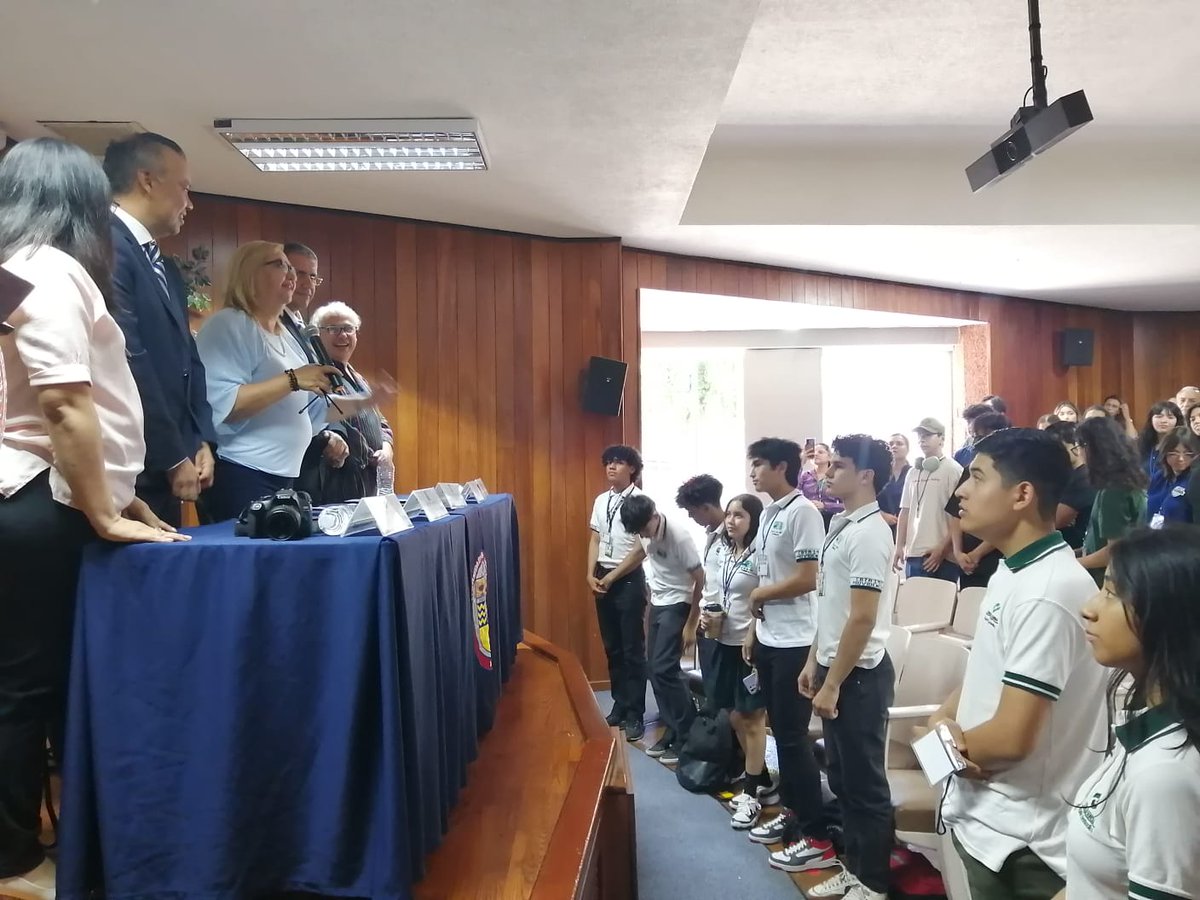 conalep_sonora's tweet photo. #CONALEP #Sonora presente en el "LIII Concurso Regional de Física y Matemáticas", que la @SoyUnison lleva a cabo. Sin duda, una actividad que ha perdurado en esta gran institución educativa a lo largo de los años. ¡Muchas felicidades a nuestros jóvenes!
#OrgullosamenteCONALEP https://t.co/qWt9172YjK