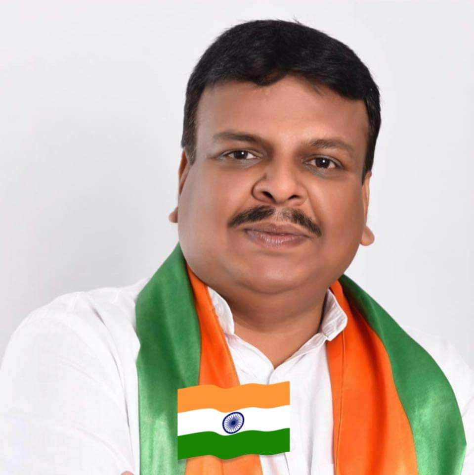 सर्वसामान्य कार्यकर्त्यांचे नेते, प्रखर वक्ते व संघटन बद्दल कार्यकर्त्यांना योग्य मार्गदर्शन करणारे सर्वांचे लाडके मुंबईप्रदेशचे महामंत्री सन्माननीय <a href="/SanjayRupadhyay/">Sanjay Upadhyay</a>
 यांना वाढदिवसाच्या मनःपूर्वक शुभेच्छा 🚩