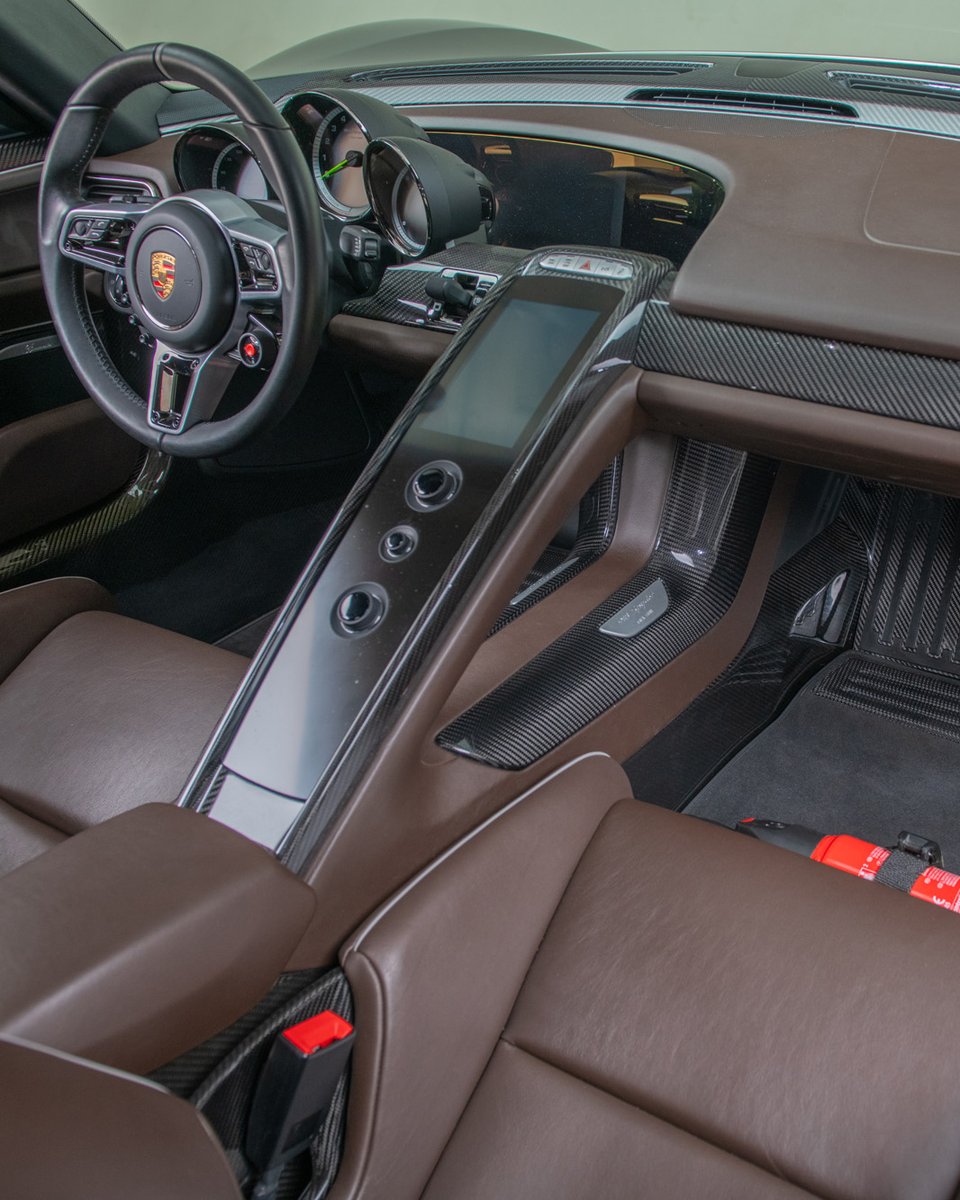 dupontregistry tweet media