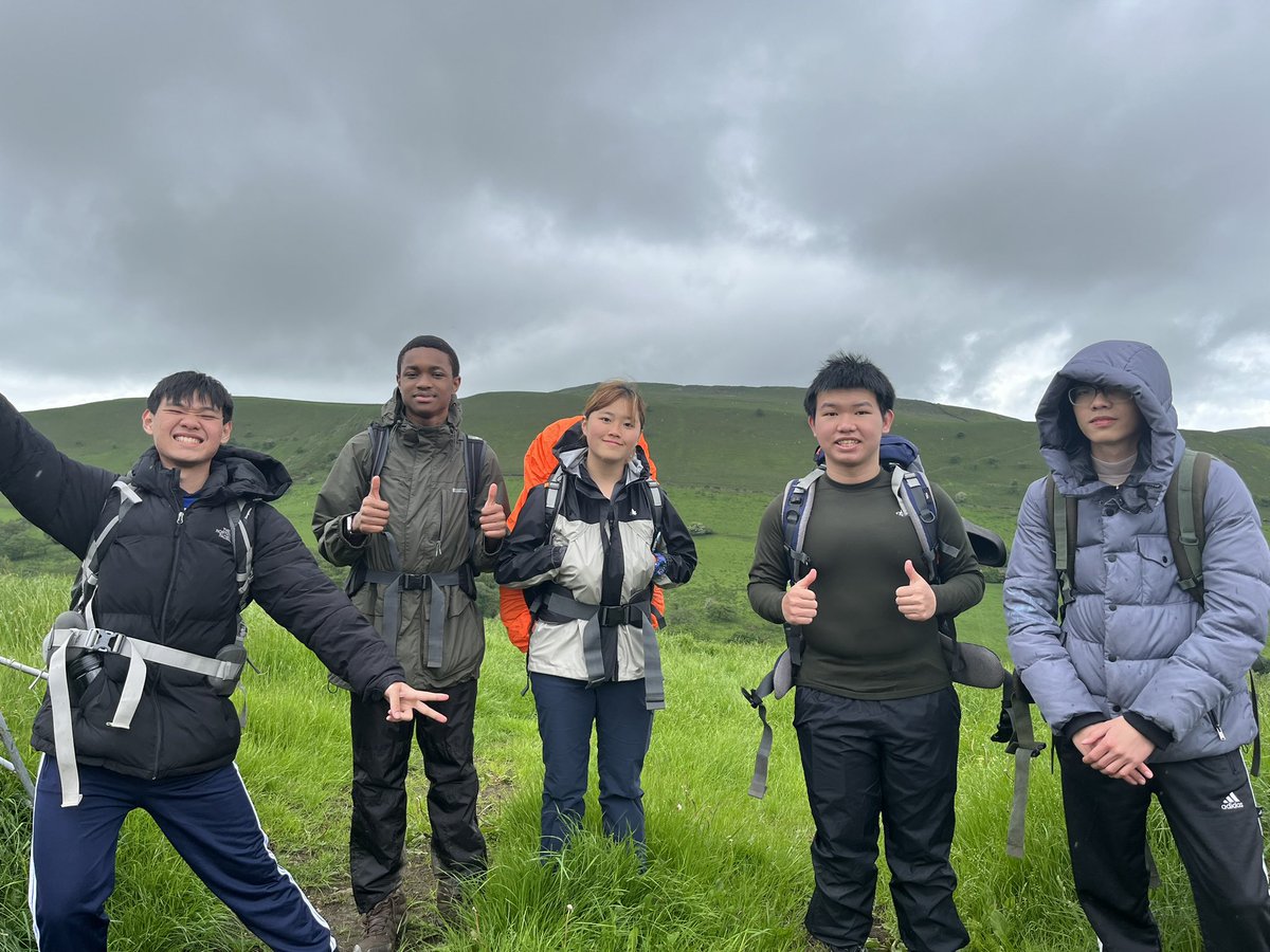 Brooke House College tweet media