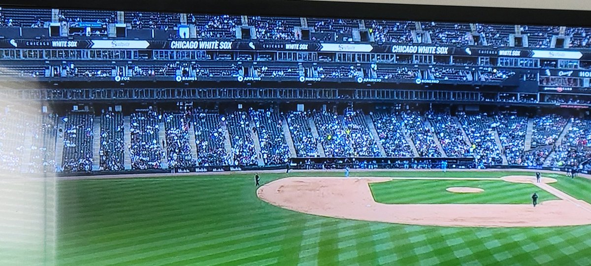 A beautiful day in Chicago, and because Jerry is such a cheap and horrible owner, this is what you deserve. A half empty stadium. Please sell the team to someone who truly cares about the #ChicagoWhiteSox