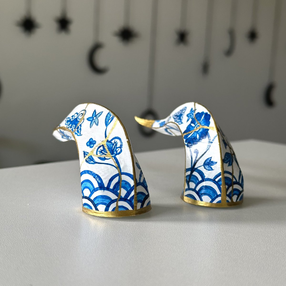 Kintsugi horns ✨💙

PLA 3D printed and painted by me!🖌️
I hope you like them 🥰