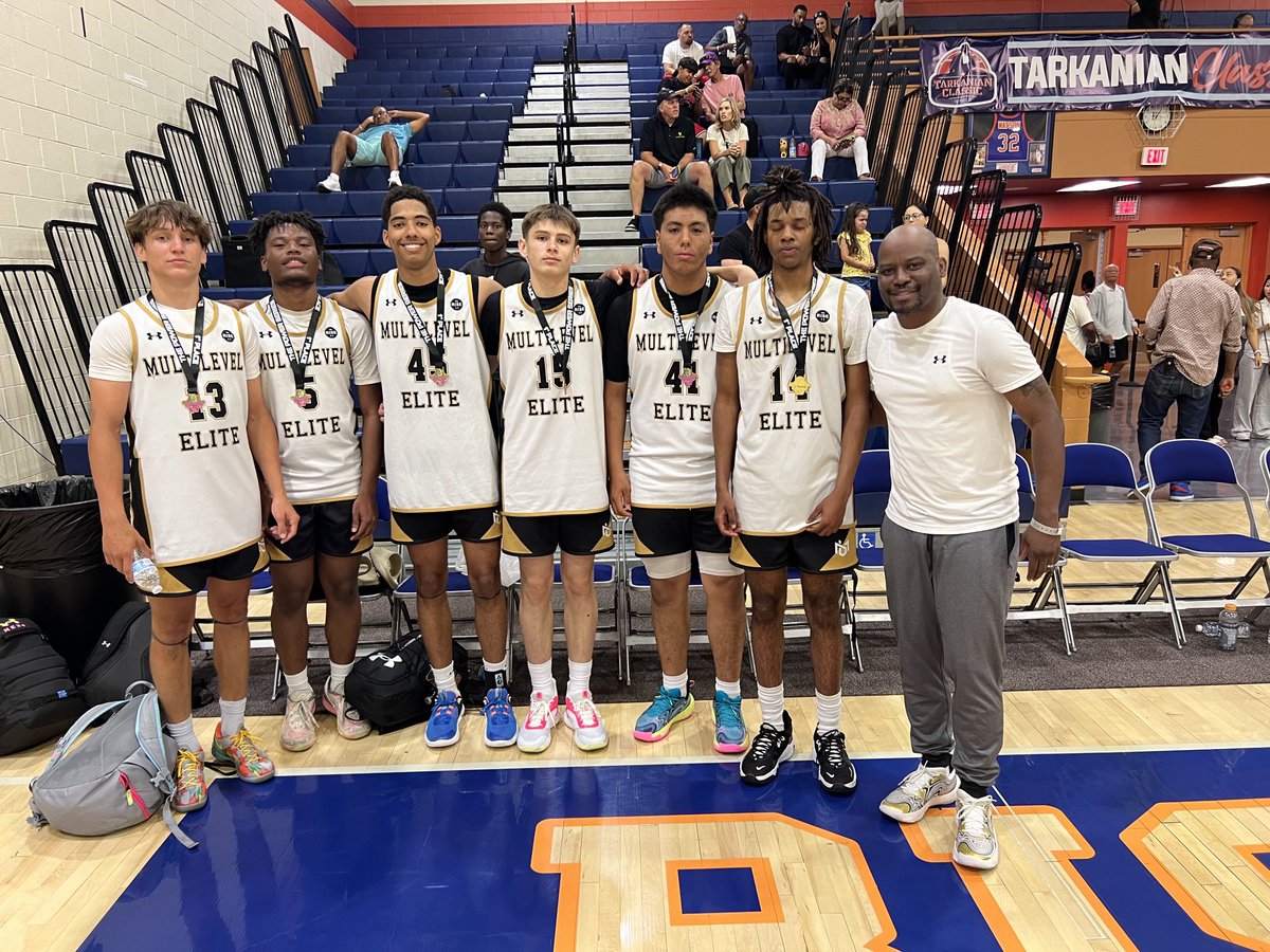 Congrats to Multilevel UA Rise winning 16u Invite Division of WCE Memorial Day Classic.
