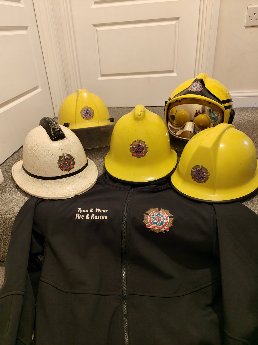 NE_EVS's tweet photo. @Tyne_Wear_FRS @Tyne_Wear_FRS from one of our members collection of helmets over the Tyne and Wear era https://t.co/cof4kUMX2Z