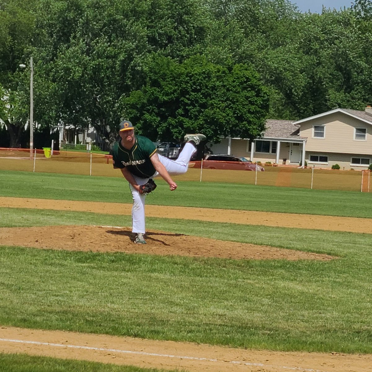 ASchroeder63's tweet photo. @HunterMartin_55 looking good for the @DousmanFrogs . https://t.co/c1vcnkMAkd