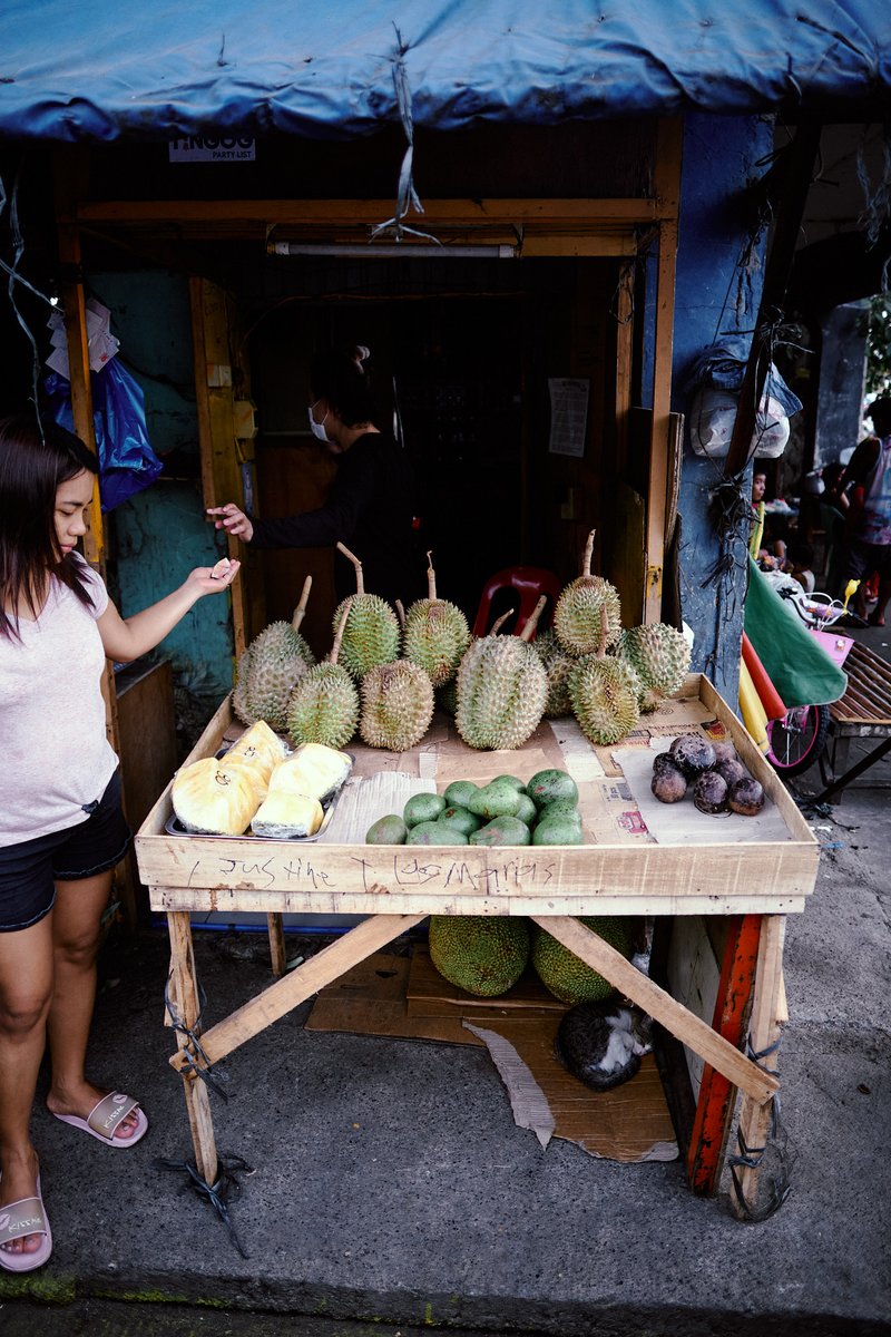 Buy 1 Get 1 #streetphotography #streetphotographers #lensculturestreets #streetphotographer #thestreetphotographyhub #beststreets #documentaryphotography #documentaryphotographer #filmsimulation #kodachrome64 #Kodachrome #cebu #capturedmoments #streetphotographerscommunity #film