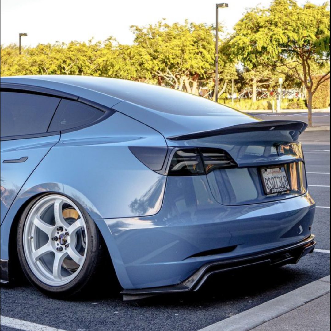 evannex_com's tweet photo. 🌟 Community Corner 🌟
Meet @Frost.tm3 on Instagram cruising the street.
Got an epic city shot of your Tesla? Tag us to be featured.
https://t.co/usU7dq0EMx
#BayAreaTesla #TeslaStyle https://t.co/Kra95UxiMX