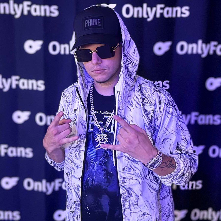 <a href="/FAMEFAIELLA239/">Fame Faiella</a> x <a href="/OnlyFans/">OnlyFans</a> #famefaiella #onlyfans #hideyourgirl