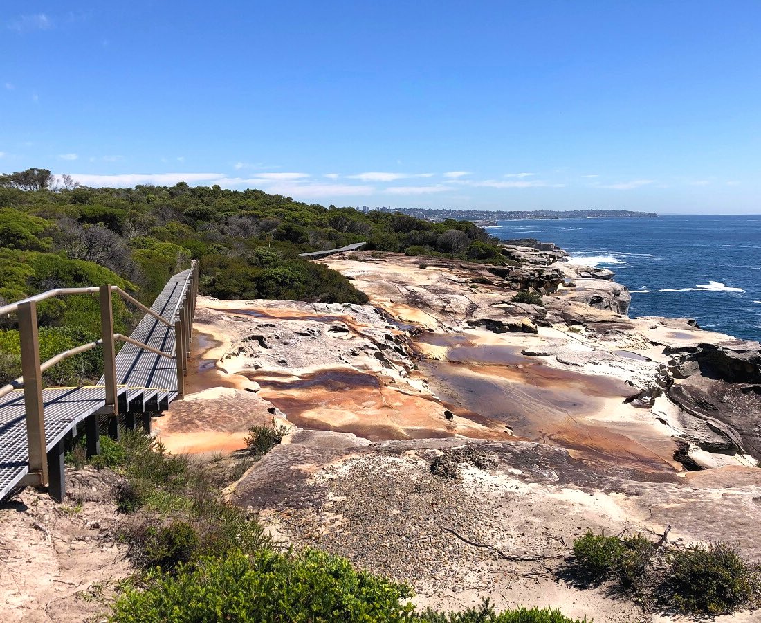 The Malabar Headland Circuit Walk is a beautiful 7 km walking trail exploring the Malabar Headland National Park just south of Maroubra Beach.