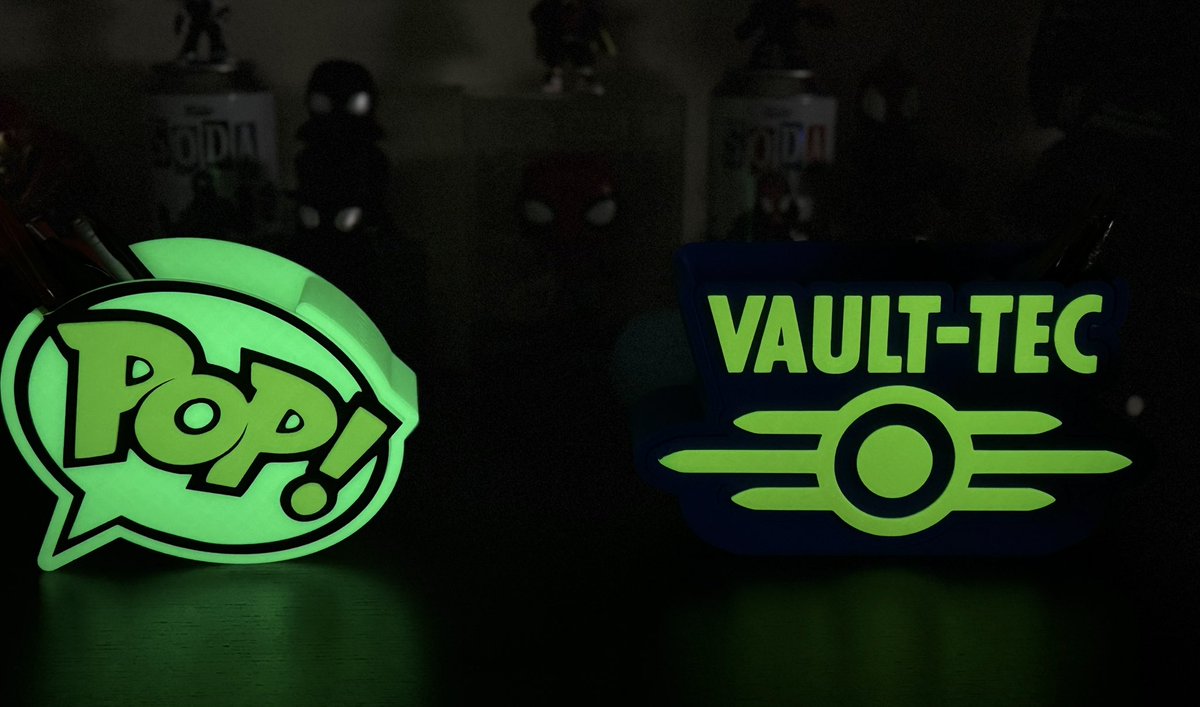 DarthFreddySE's tweet photo. Printed these this weekend, some fun for my desk. https://t.co/JxJDCRjndu