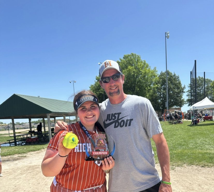 adorsey27's tweet photo. the ship and another home run?.. I THINK YES! so proud of my girls this weekend🧡🔥🙌 #highimpact #bombcity https://t.co/6dmVxti1MP