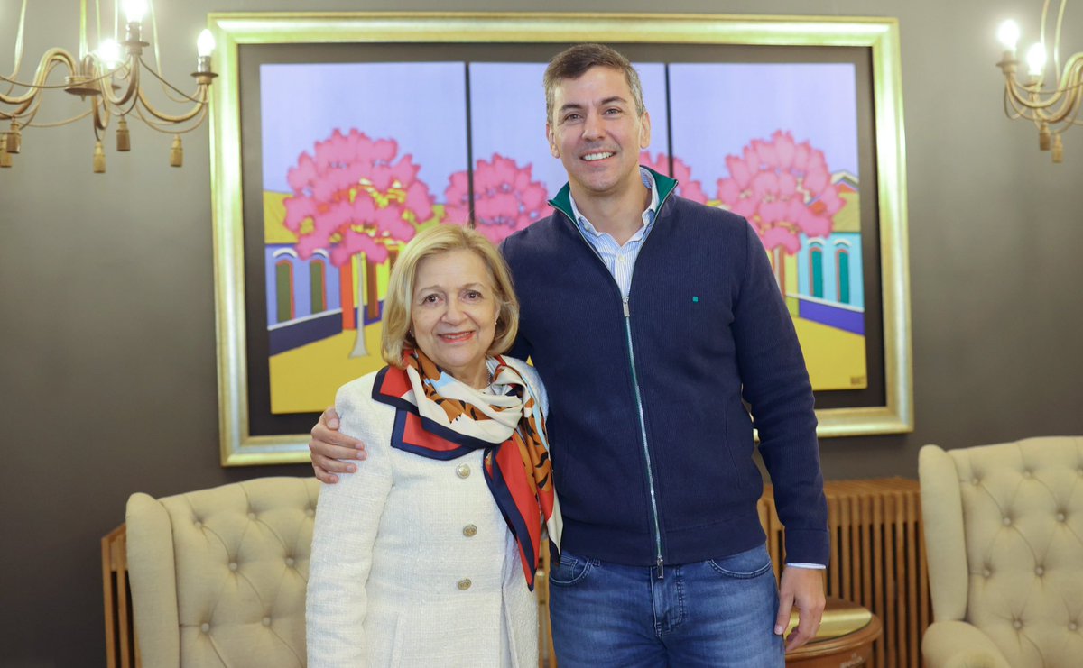 El presidente <a href="/SantiPenap/">Santiago Peña</a> recibió a Alicia Pucheta, miembro del Consejo de la Magistratura en representación del Poder Ejecutivo y presidente del Jurado de Enjuiciamiento de Magistrados. Conversaron sobre las acciones que se están llevando adelante para el fortalecimiento