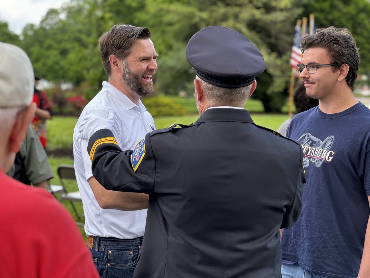 Great to be in Middletown today for a very beautiful Memorial Day commemoration. My thanks to the mayor, local officials, and everyone who attended to pay tribute to our fallen heroes.