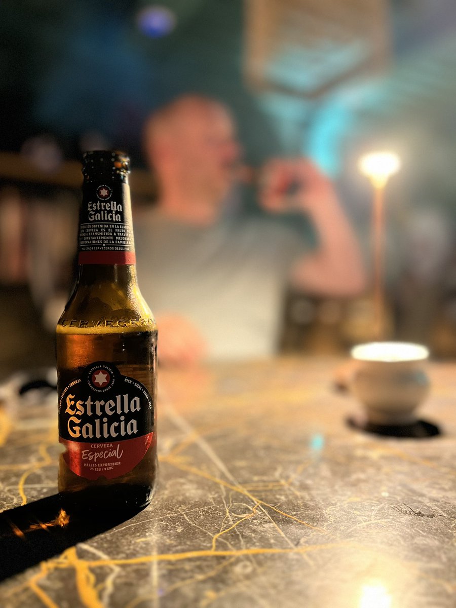 DQueiru's tweet photo. Te encontramos.
@estrellagalicia https://t.co/FUUmJZRr5E