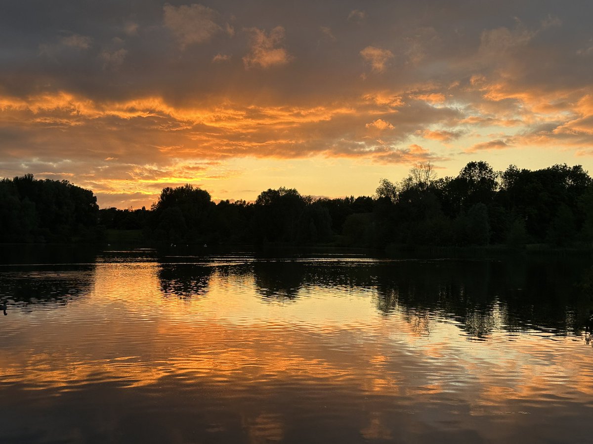 Celestial light tonight at the Flash #Priorslee #Telford #sunset