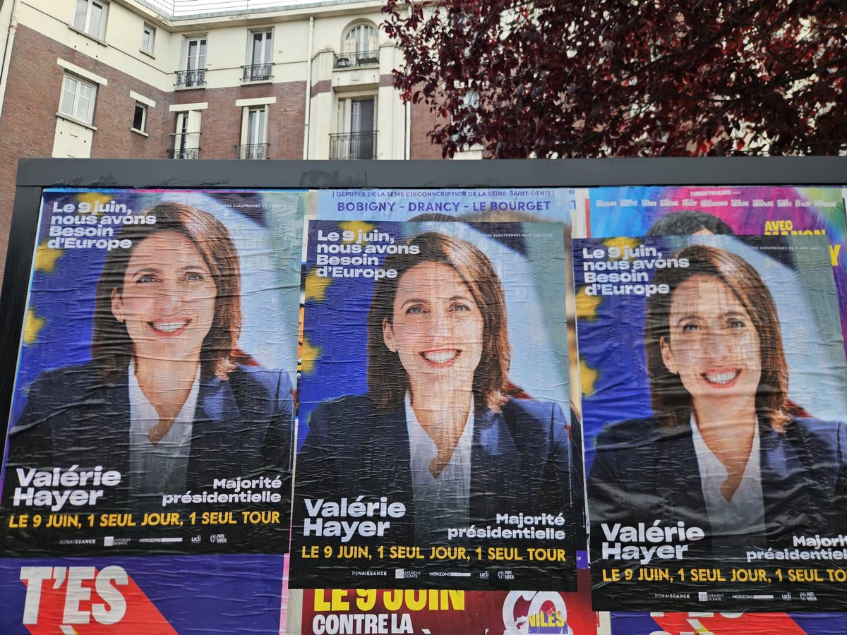 🔵⚪️#Horizons en plein collage dimanche dernier. Saint-Denis, Le Bourget, Drancy, Bobigny, Bondy, Le Blanc Mesnil, Dugny, rien n’a été oublié. N’oubliez pas : nous avons #besoind’europe le 9 juin, un seul jour, un seul tour. 🇫🇷🇪🇺
