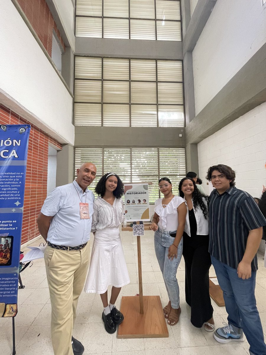 historiacaribe's tweet photo. Las formas de comunicar la historia y la formación de los jóvenes historiadores es una tarea que involucra a diversos actores del mundo académico  y que desde @historiacaribe asumimos como nuestro compromiso con las nuevas generaciones https://t.co/UnXB0hNTl8