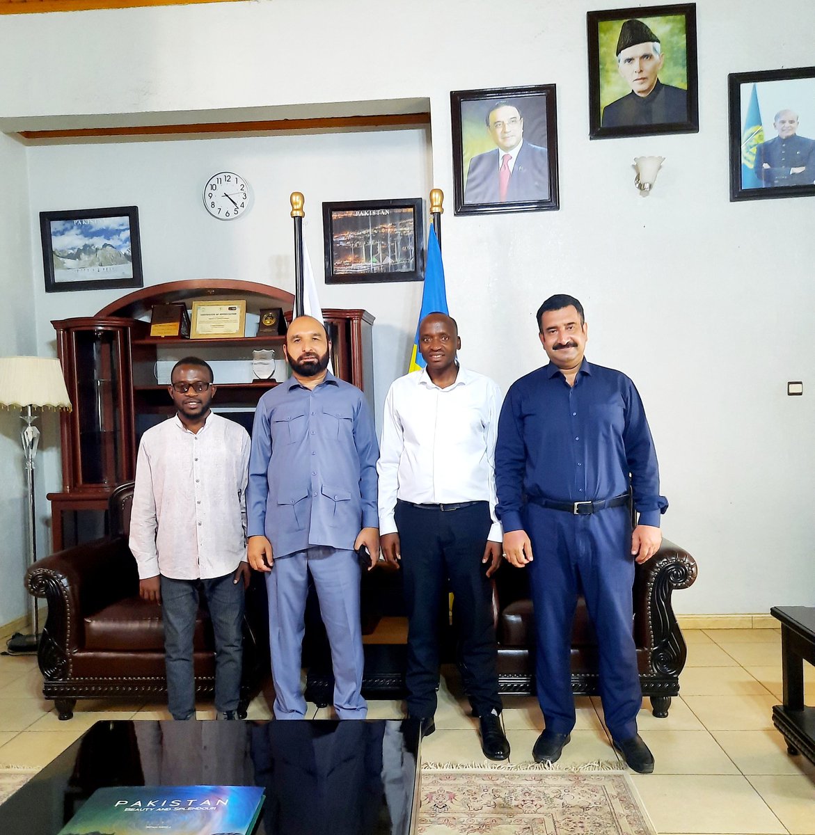 This afternoon, Together with CEO of @SoberClub1 @DrMbonimana met H.E. Naeem Khan, Ambassador of Pakistan in Rwanda @PakinRwanda. We discussed a partnership with @Yesi_Rwanda for helping youth to make informed decisions & preparing their bright futures. #YDSARProject