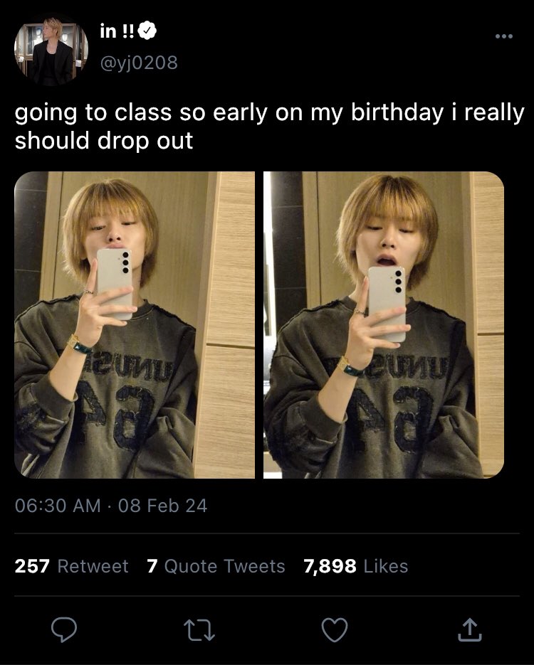 ayenbakery's tweet photo. 🥟🦊 hyvnin socmed au !

imie is a rising model yet he still has to go to class, even on the day of his birthday. on his way there, he bumps into an art student https://t.co/HLy0mw9ecZ
