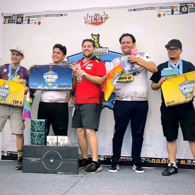 VicGar08's tweet photo. 2/256 en el SPE de la Ciudad de Mexico con la lista de Dialga Vstar de @pokehawkeye . 
Fue un excelente fin de semana, muchas felicidades a mis amigos Gabriel y Felipe por su excelente run. 
Y muchas gracias a @FierceDestiny
Por tanto, sin ustedes nada de esto sería posible. https://t.co/ompwfCkPY8