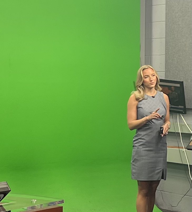 LizReyesFOX8's tweet photo. We are on 4pm @FOX8NOLA #News #Nola. We are working this #MemorialDay &amp; @hannahgard_wx  has the #scorching #hottemps and #storms later this  evening . https://t.co/BoFaknkkKs